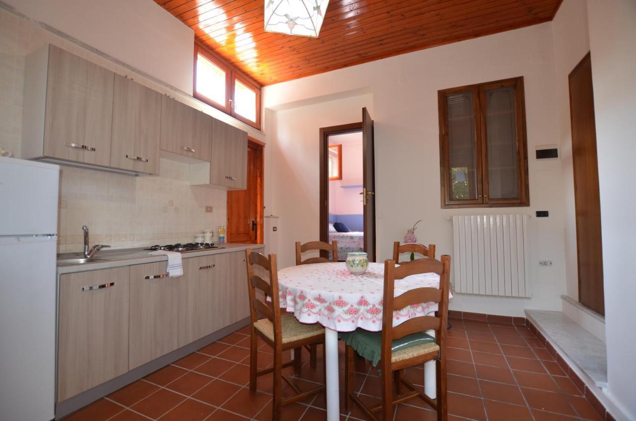 Olindo Apartment E Cristina Apartments Vico Equense Bagian luar foto