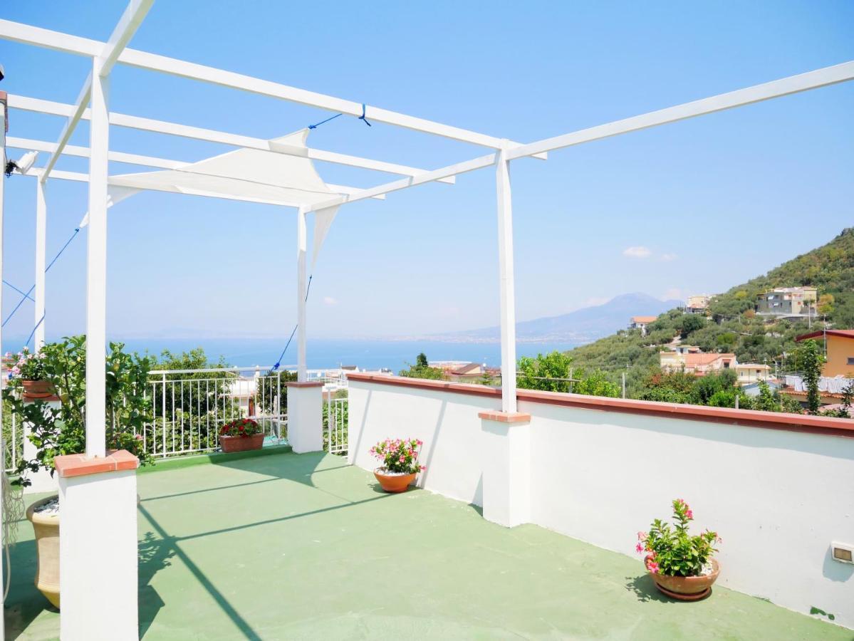 Olindo Apartment E Cristina Apartments Vico Equense Bagian luar foto